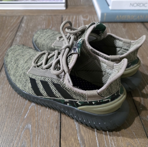 Adidas Kaptir 2.0, Men's Size 8 - Picture 2 of 10